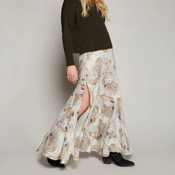 Free People / Pebble Crepe Maxi Skirt / Boho Floral Thigh High Slit Sz 2 - Picture 3 of 11